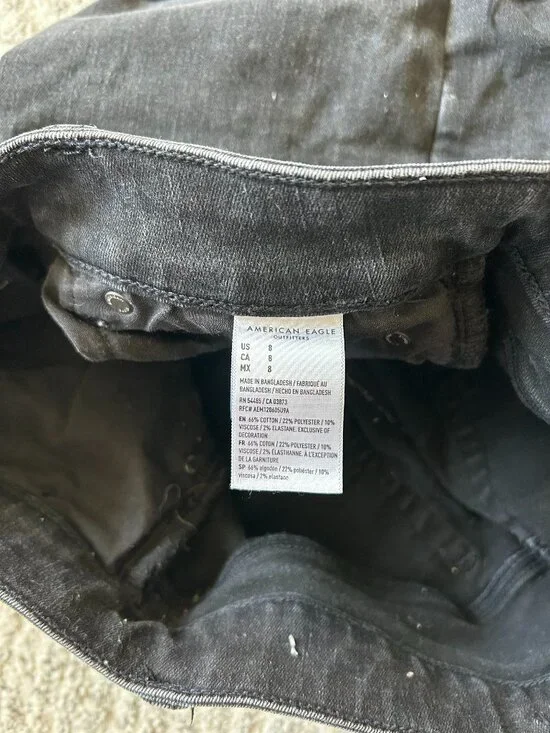 American Eagle Black Midi Jean Shorts! - Picture 3 of 5